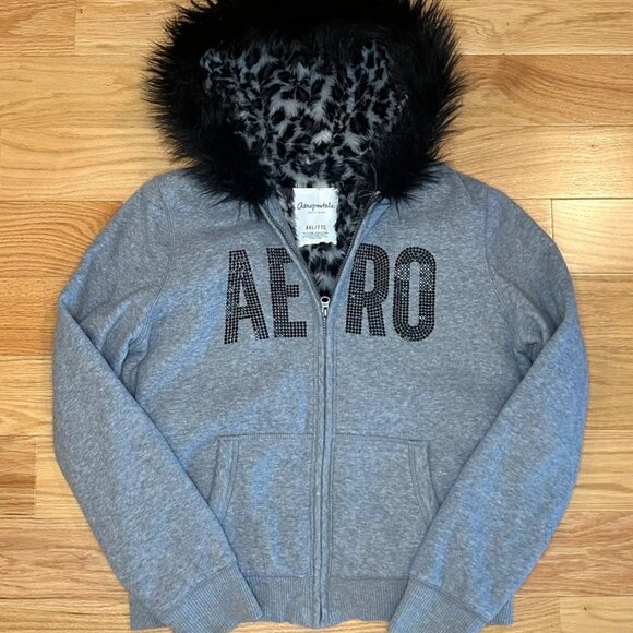 LOOKING FOR THESE AEROPOSTALE JACKETS - Picture 2 of 2